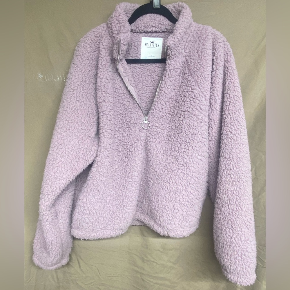 Hollister fluffy pullover